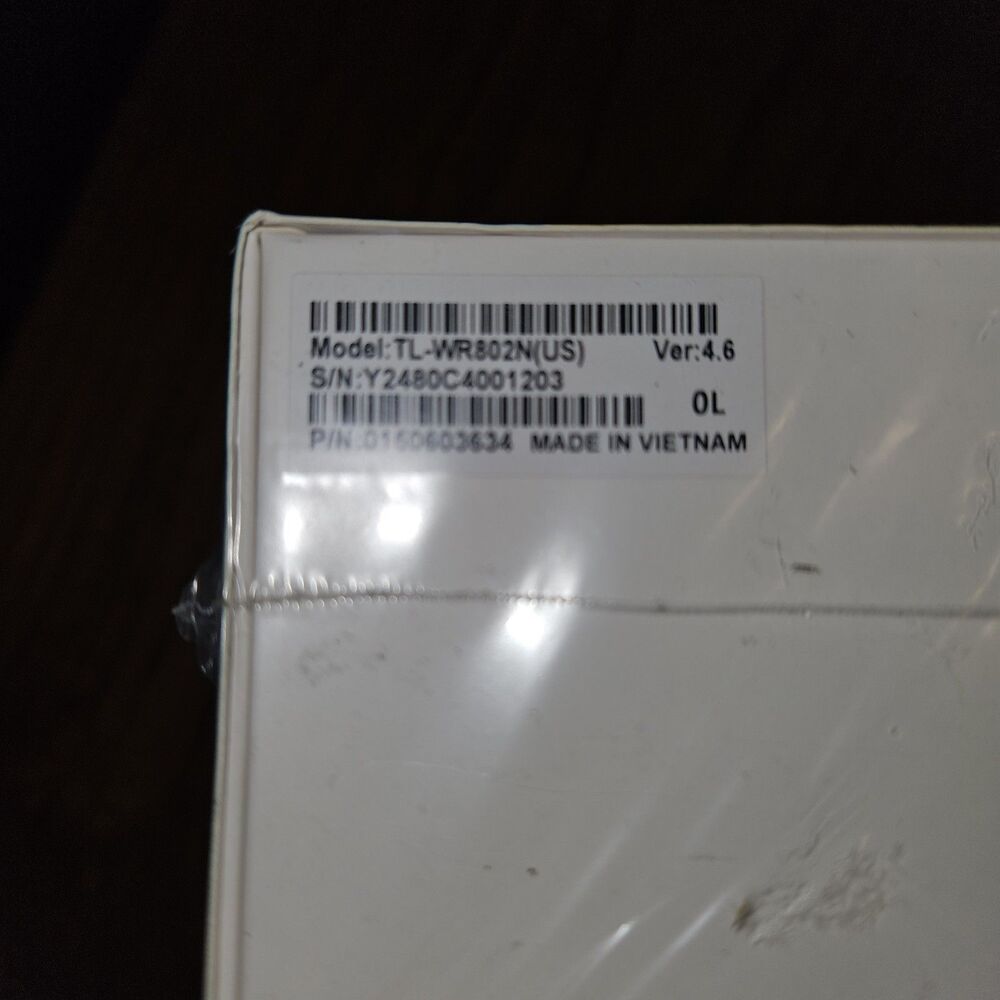 TP-LINK 300Mbps Portable Wireless Wi-Fi Travel Router (TL-WR802N) - Picture 6 of 6
